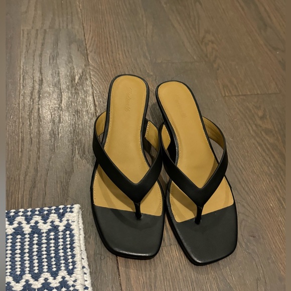 Madewell Irene Thong Sandal - Picture 3 of 3
